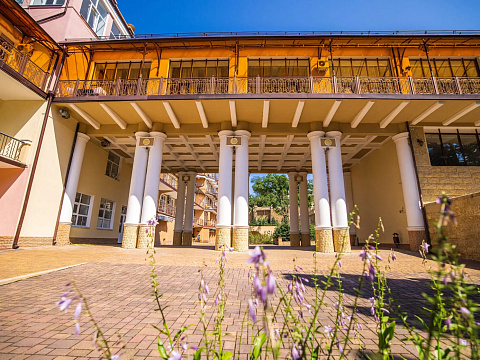 Санаторий «Радуга», Кисловодск. Территория